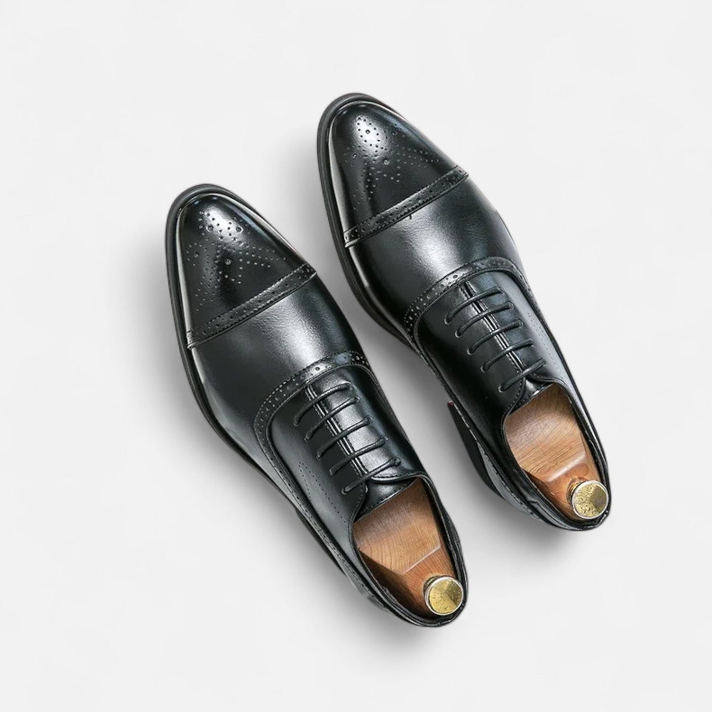 SwissFellas | Klassische geschnitzte formelle Schuhe für Herren