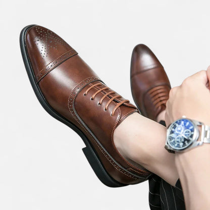 SwissFellas | Klassische geschnitzte formelle Schuhe für Herren