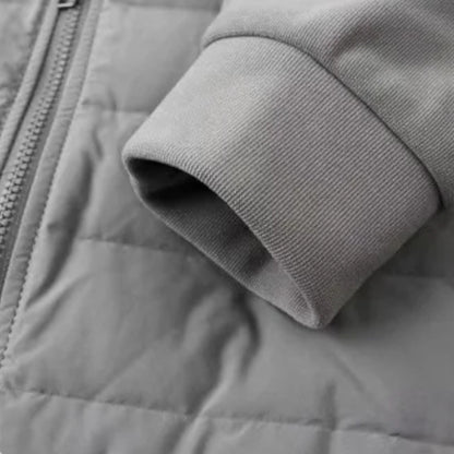 SwissFellas | Herren Kapuzen-Daunenjacke – Gespaltener Steppstil